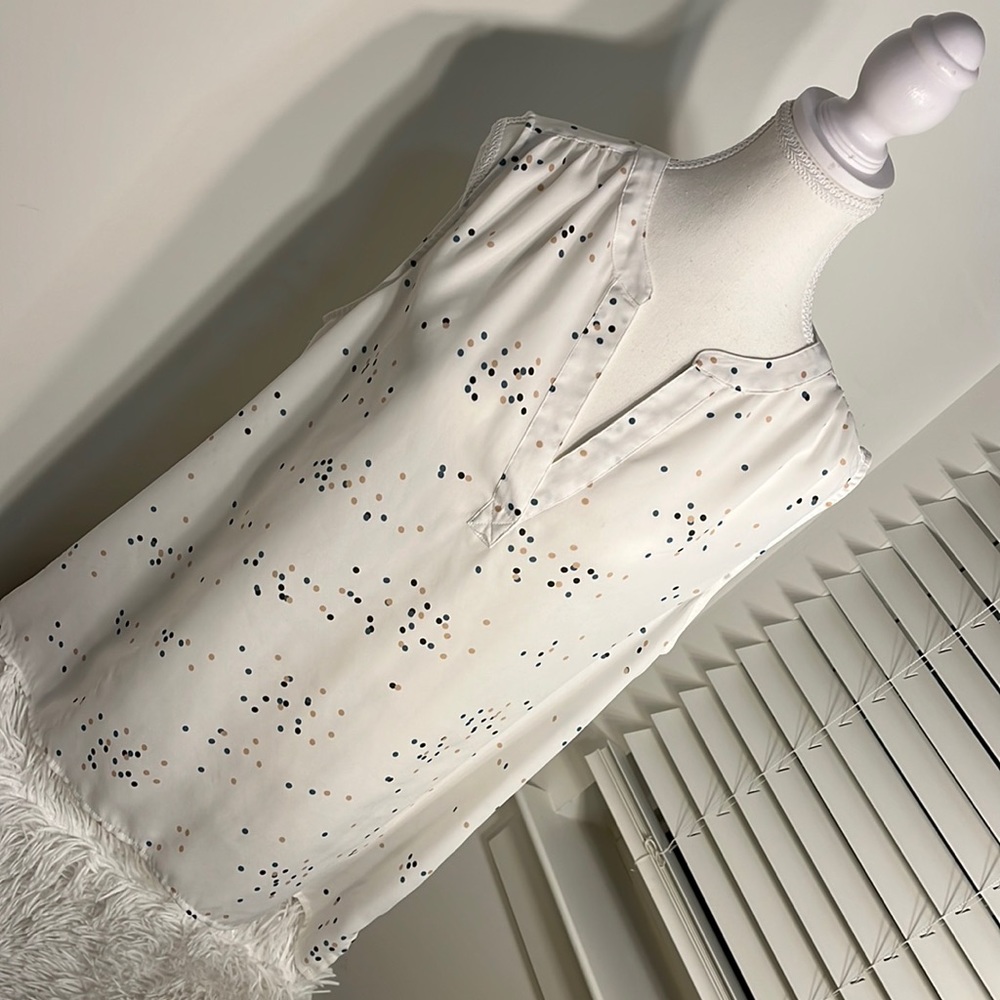 Polkadot, V neck blouse